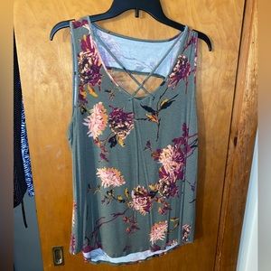 Green criss-cross tank with keyhole back